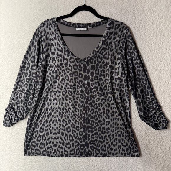 Susan Graver Size XL Animal Print Liquid Knit Top VNeck Gray Shimmer Mob Wife - Picture 1 of 10